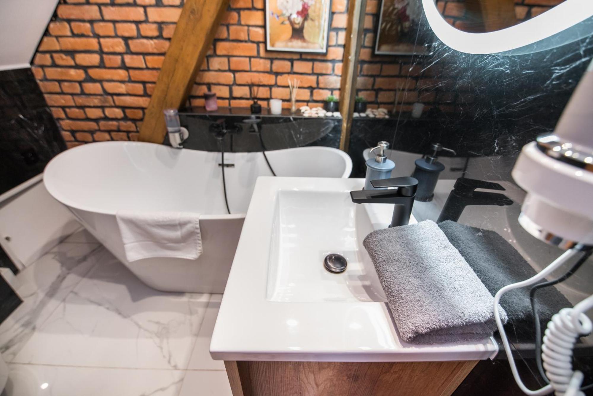 Przytulny Apartament Z Wieza Gliwice Exteriör bild